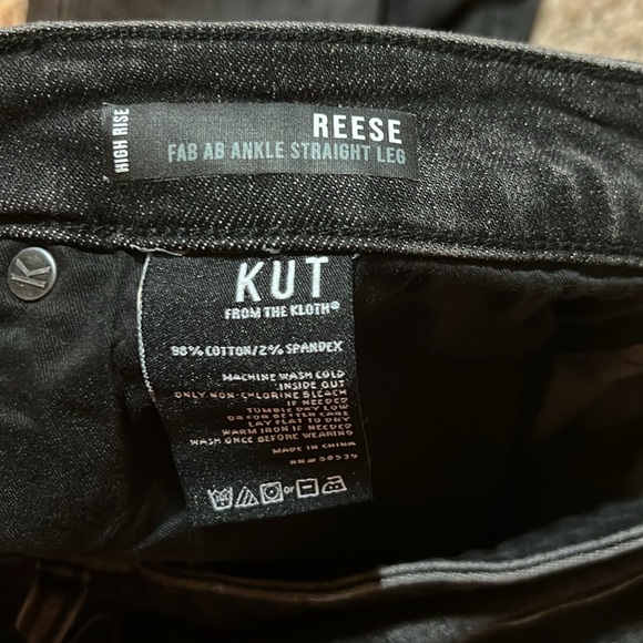 KUT from the Kloth High Rise Reese Fab Ab Ankle Straight Leg Black Jeans. 20W - Picture 13 of 15